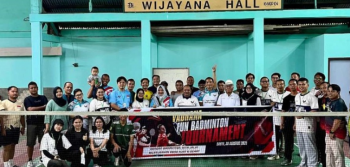 Gambar Fun Turnamen Badminton Antar Karyawan PT Vadhana International 2025 