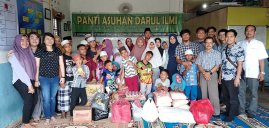 Gambar Bakti Sosial Vadhana di Panti Asuhan Darul Ilmi Pekanbaru dan Warga Sekitar
